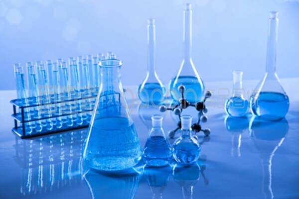 實驗室燒杯 醫(yī)學(xué)研究與試驗發(fā)展的藍(lán)色基石