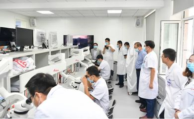 【喜訊】赤峰市醫院首個重點實驗室正式授牌，開啟醫學研究與試驗發展新篇章